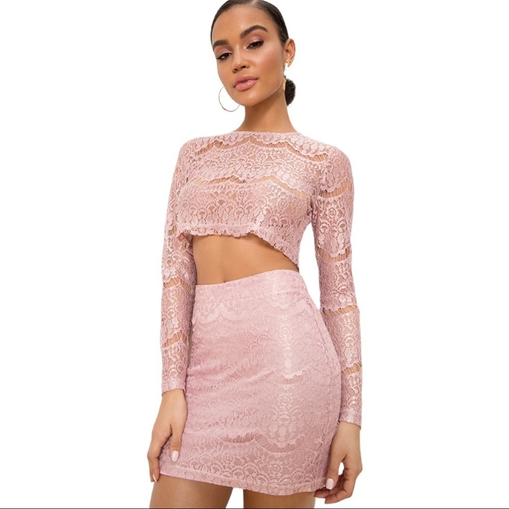 SUPER DOWN hilda pink lace barbiecore skirt set - Picture 2 of 7